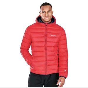 Men’s NWT Champion Year Round Puffer Jacket Red Size M